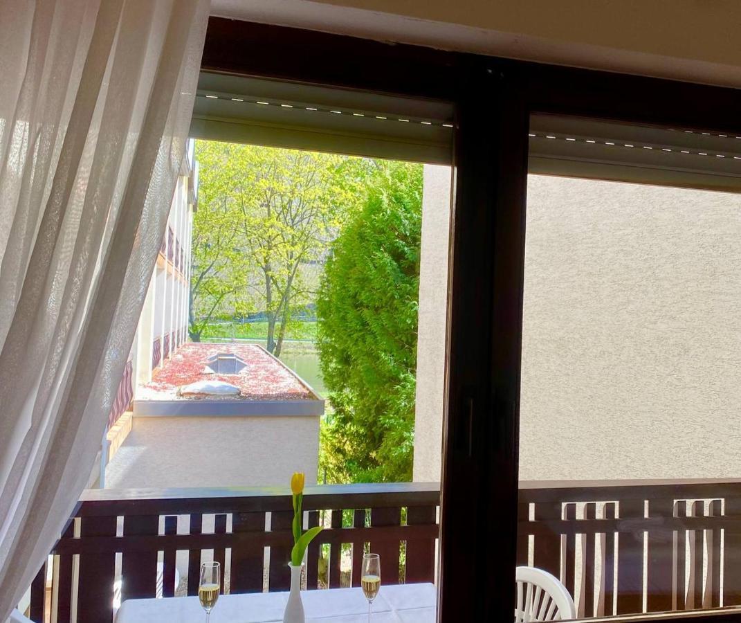 Hotel Krone Riesling Trittenheim Exterior photo