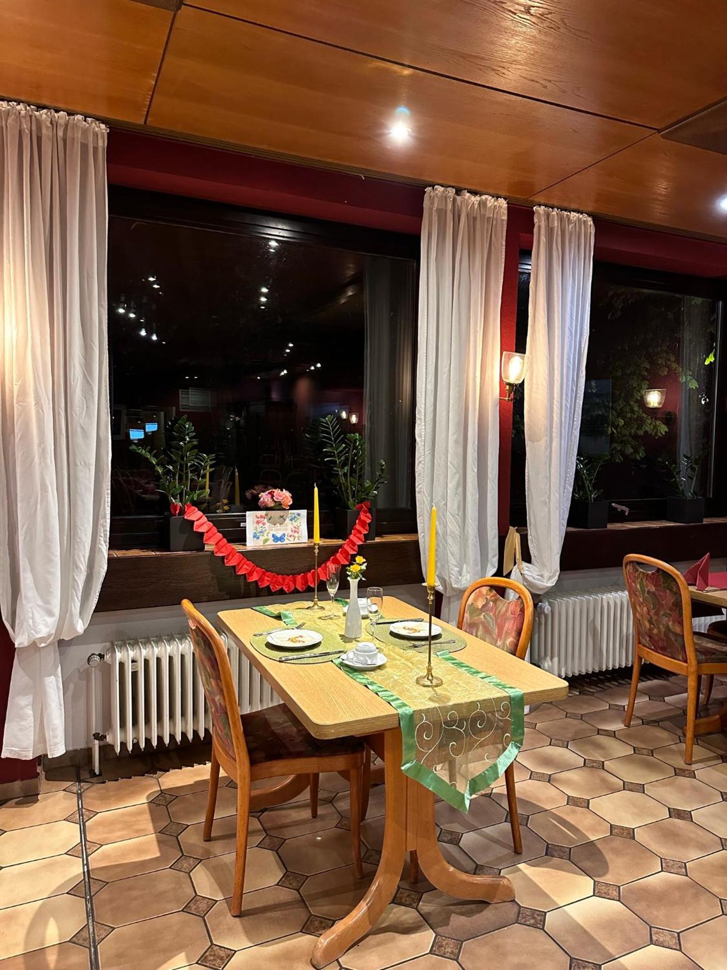 Hotel Krone Riesling Trittenheim Exterior photo